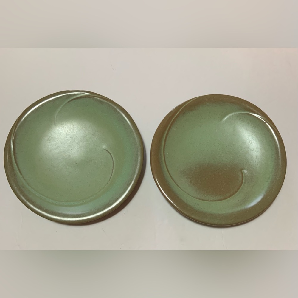 Vntg Set 2 Frankoma Swirl Lazy Bones Prairie Green Plates bread / salad /dessert